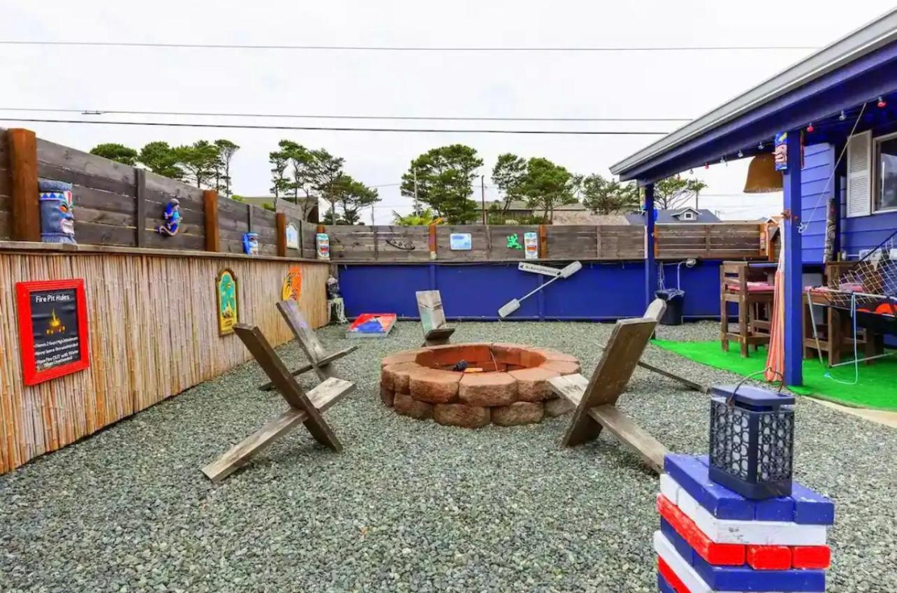 Tiki Escape W/ Amazing Mountain And Marsh Backdrop Villa Rockaway Beach Exterior photo